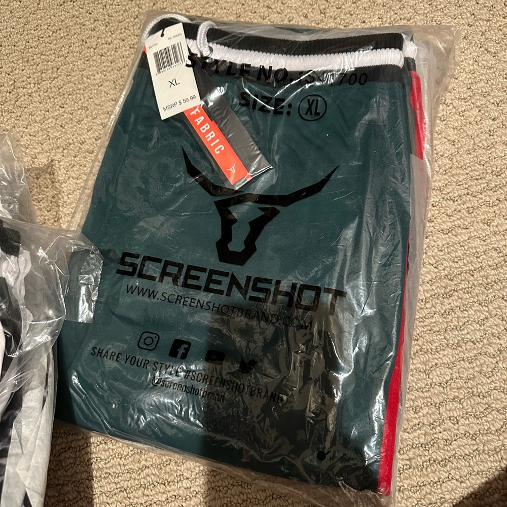 Screenshot XL new track pants “Gucci”